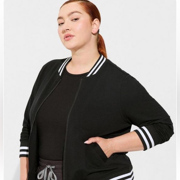 LOWEST PRICE AVAILABLE-Long Sleeve Bomber type Sweater - Picture 2 of 9